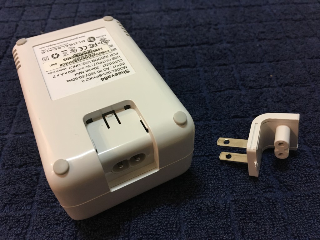 GlobalScale Sheeva64 power plug, external cord connection showing
